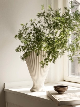 Ferm Living - fountain vase
